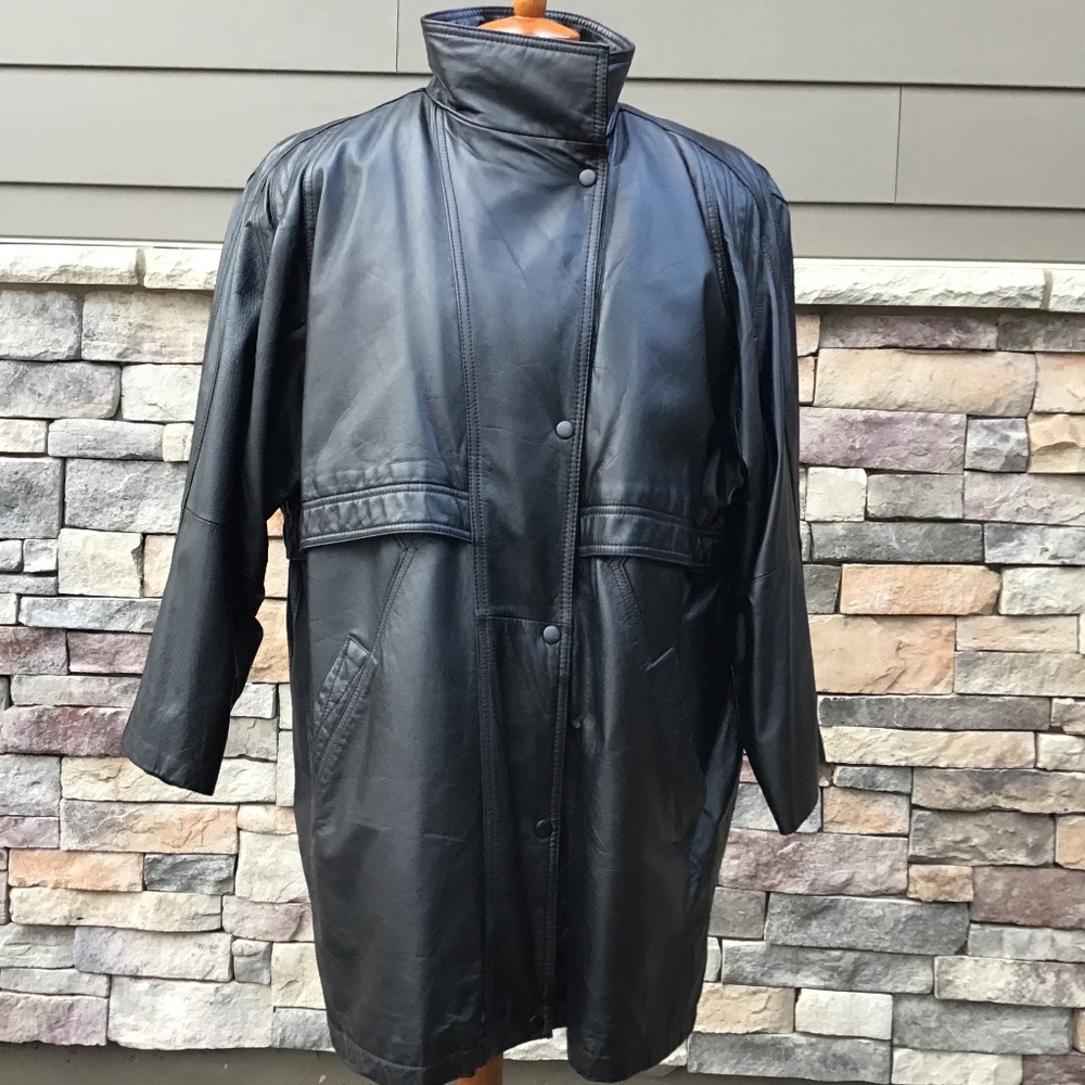 Wilsons jacket black leather Biker. Trench coat XL